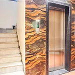 Fabhotel Krishna Regency - Nr Pcmg Park